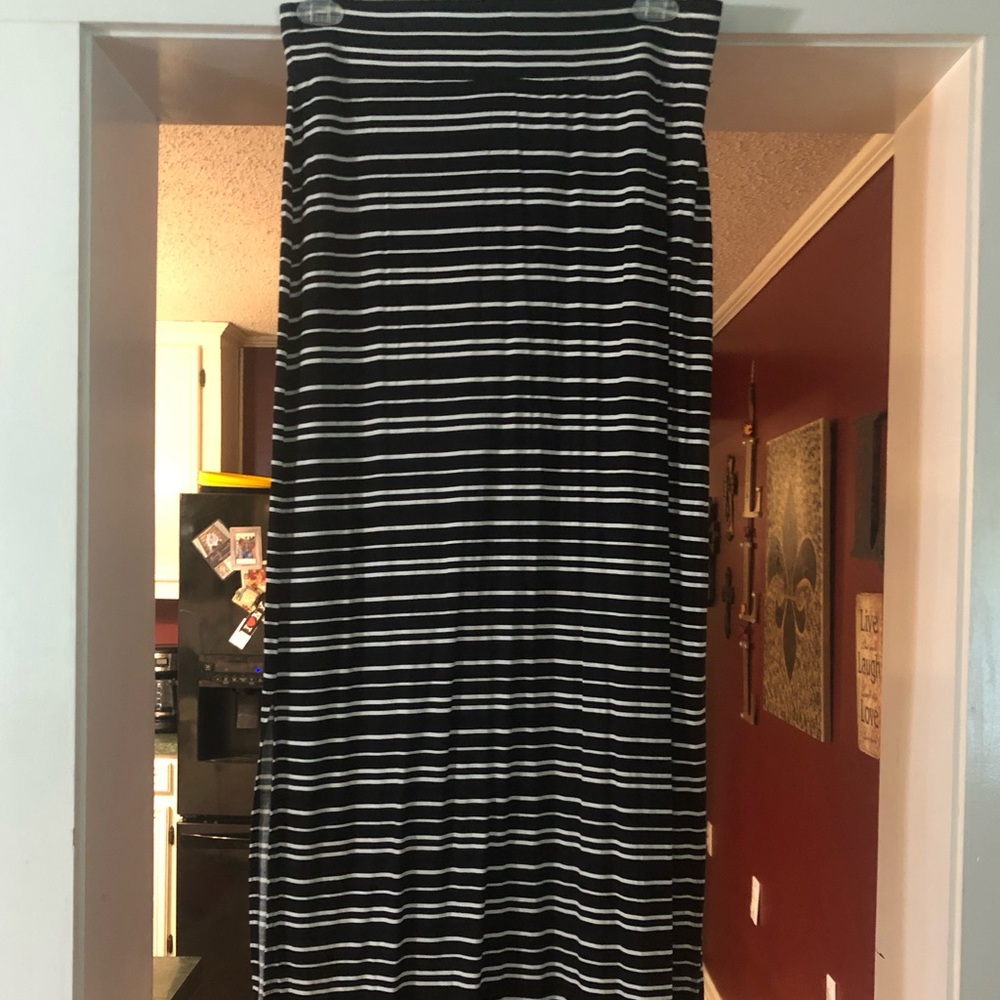 A.N.A. brand skirt